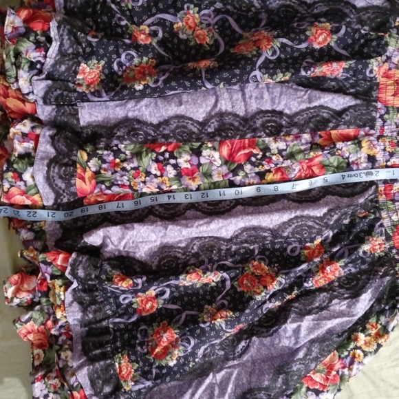 Skirt - Picture 14 of 14